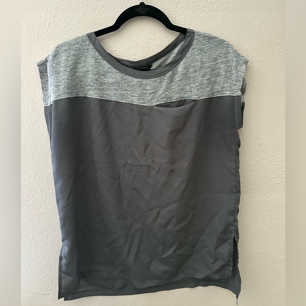 Banana Republic Contrast Color Block Boatneck Short Sleeve Bouse
